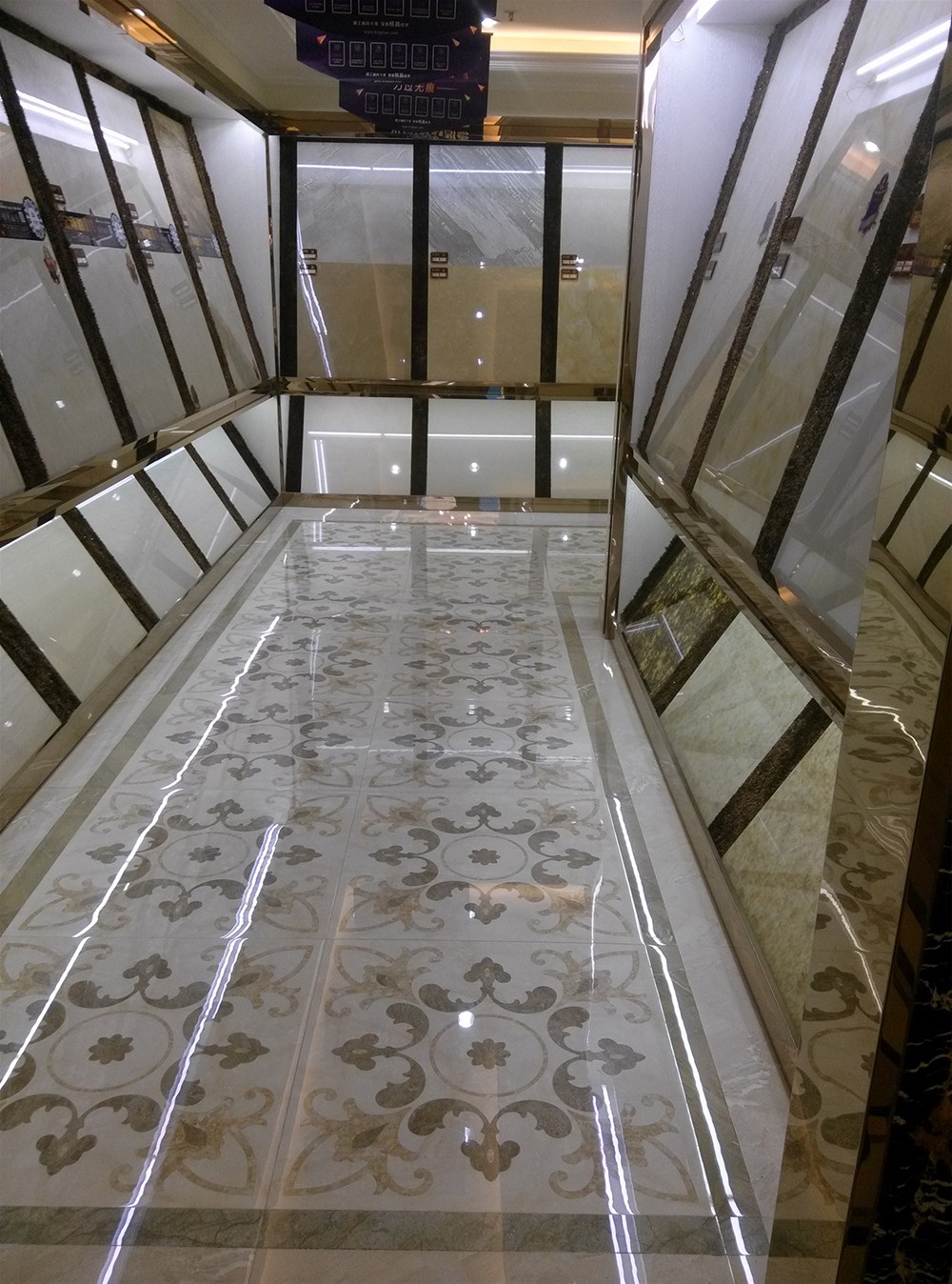 香蕉APP直播陶瓷砖山西长治专卖店