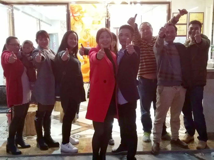 香蕉APP直播陶瓷砖 广西临桂专卖店盛大开业