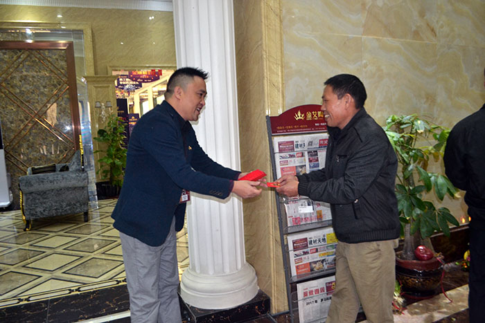 香蕉APP直播陶新年开工，2017撸起袖子拼命干！