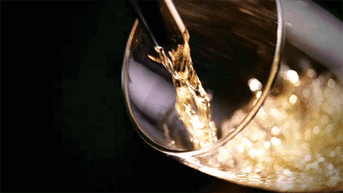 红酒不仅仅是一杯佳酿这么简单，它所意味的更是一种臻纯曼妙的生活境界。而瓷砖，也需要细细品味，才能真正读懂它。9月20日，陶瓷一线香蕉APP视频污版在线香蕉APP直播陶瓷砖潮安专卖店邀您共同开启一场优雅人生的品味之旅。