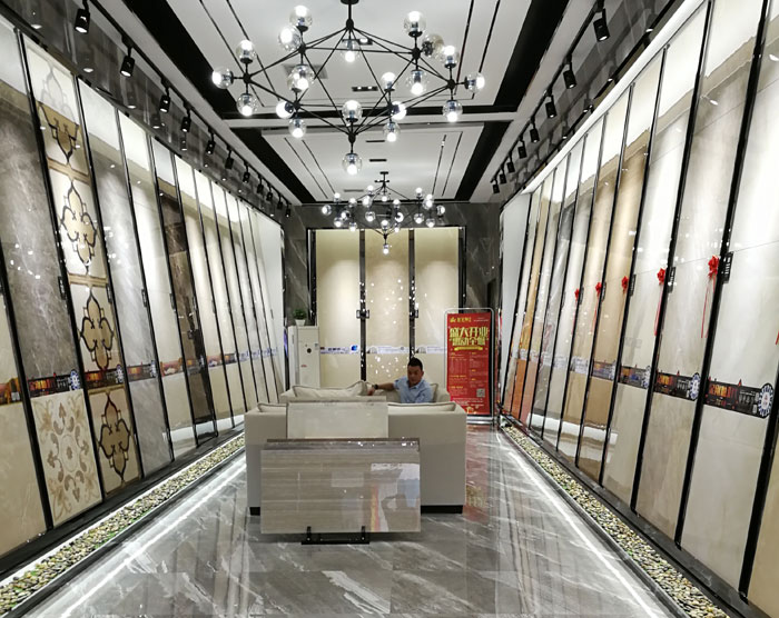 盛大开业 惠动全城——香蕉APP直播陶瓷砖重庆垫江专卖店全场4.9折，心动骨折价！