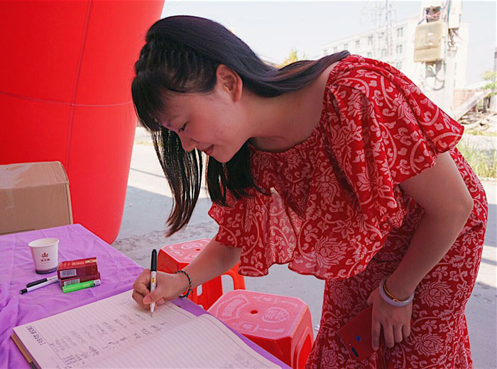 陶瓷一线香蕉APP视频污版在线香蕉APP直播陶 潮安店开业庆典暨现代仿古砖红酒品鉴会