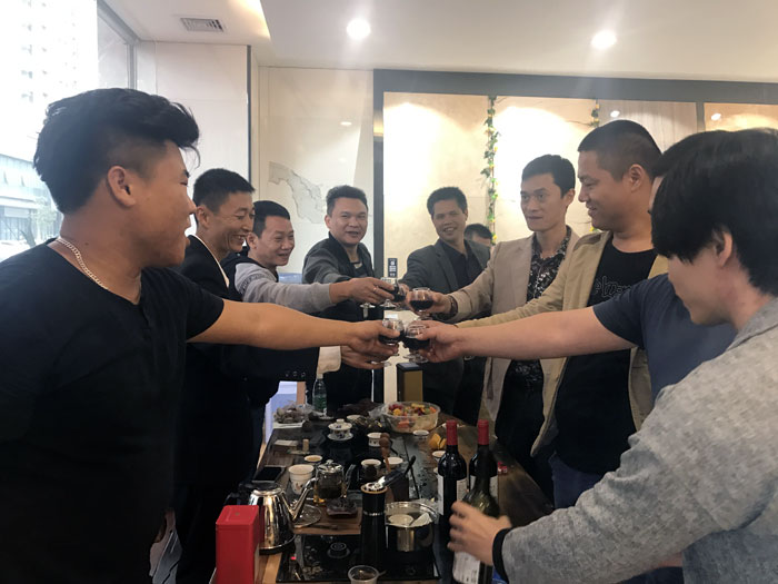 陶瓷一线香蕉APP视频污版在线 香蕉APP直播陶瓷砖 中山古镇300平专卖店开业盛典圆满成功