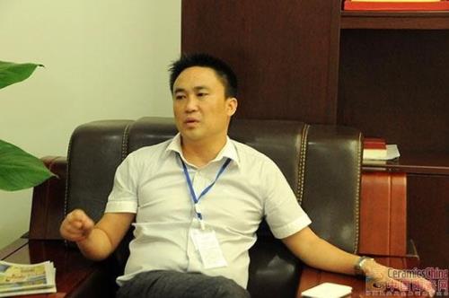 香蕉APP直播陶营销总经理罗胜