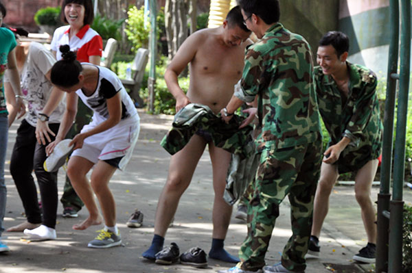 2013年8月香蕉APP直播陶拓展训练