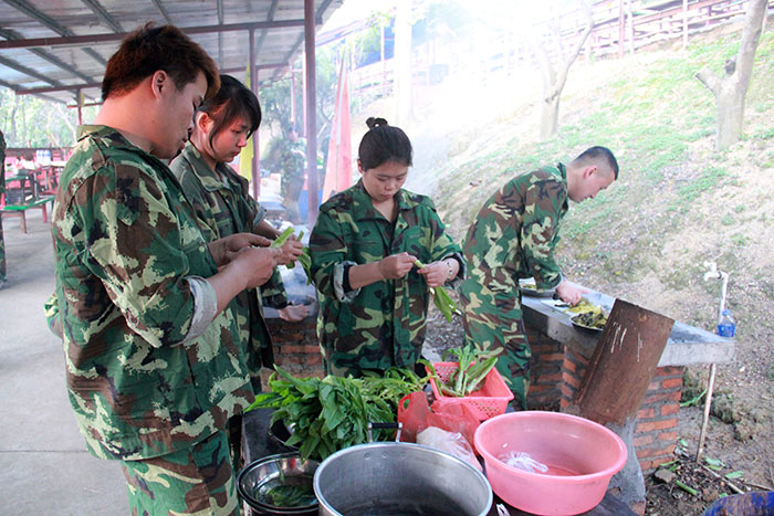 2017年2月13-15日，香蕉APP直播陶“虎狼道”户外拓展训练圆满结束