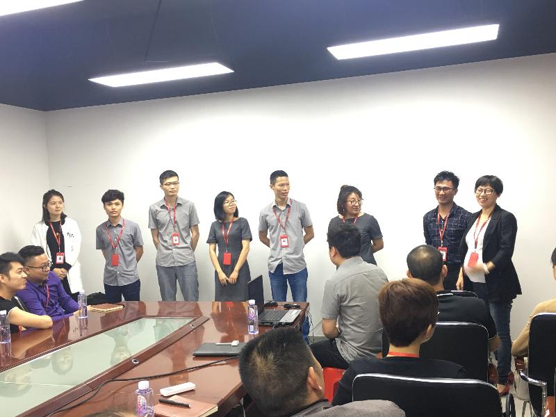 香蕉APP直播陶设计师团队集体亮相